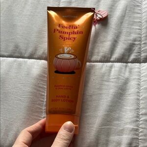 Feelin' Pumpkin Spicy Hand & Body Lotion - Orange